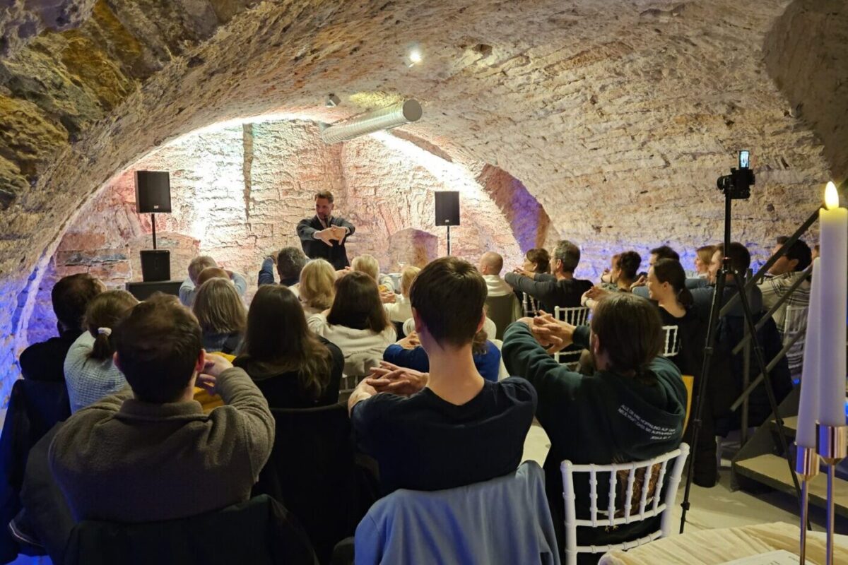 Magier Show Alter Gewölbekeller Reutlingen